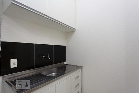 Cozinha de kitnet/studio para alugar com 1 quarto, 25m² em Jardim Peri Peri, São Paulo