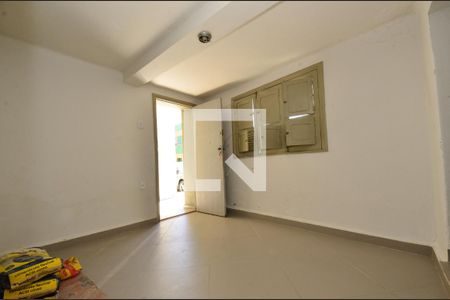 Sala de apartamento para alugar com 1 quarto, 40m² em Santa Tereza, Belo Horizonte