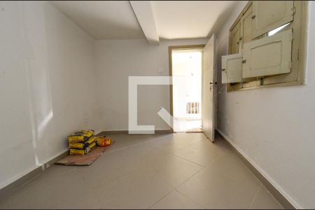 Sala de apartamento para alugar com 1 quarto, 40m² em Santa Tereza, Belo Horizonte