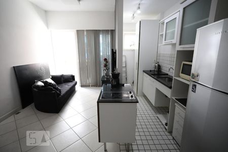 Sala de apartamento para alugar com 2 quartos, 72m² em Gonzaga, Santos