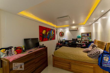 Quarto 1 de casa à venda com 4 quartos, 280m² em Icaraí, Niterói