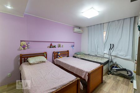Suite Canadense de casa à venda com 4 quartos, 280m² em Icaraí, Niterói