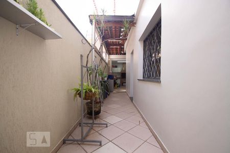 Corredor Externo de casa à venda com 3 quartos, 160m² em Santo Amaro, São Paulo