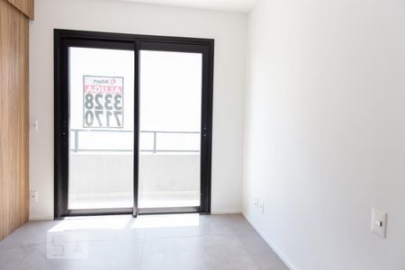 Quarto de kitnet/studio para alugar com 1 quarto, 42m² em São João, Porto Alegre