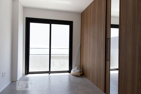 Sala de kitnet/studio para alugar com 1 quarto, 42m² em São João, Porto Alegre