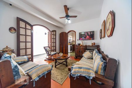 Sala de casa à venda com 2 quartos, 122m² em Jardim Stella, Santo André