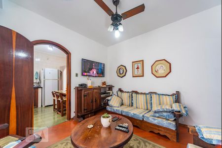 Sala de casa para alugar com 2 quartos, 122m² em Jardim Stella, Santo André