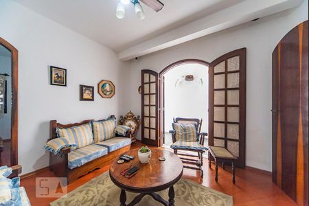 Sala de casa à venda com 2 quartos, 122m² em Jardim Stella, Santo André