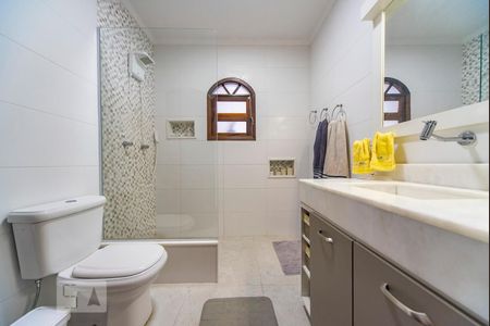 Banheiro de casa à venda com 2 quartos, 122m² em Jardim Stella, Santo André