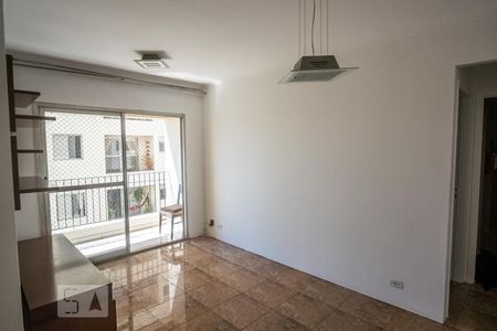 Sala de apartamento para alugar com 3 quartos, 65m² em Vila Ema, São Paulo