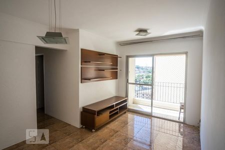 Sala de apartamento para alugar com 3 quartos, 65m² em Vila Ema, São Paulo