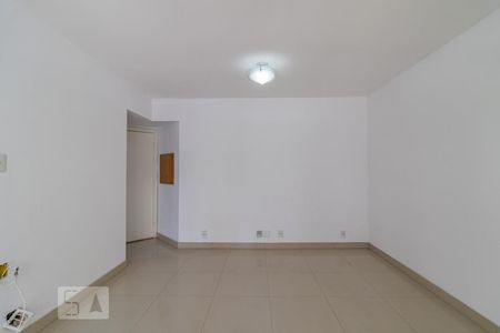 Sala de apartamento à venda com 2 quartos, 80m² em Alphaville Industrial, Barueri