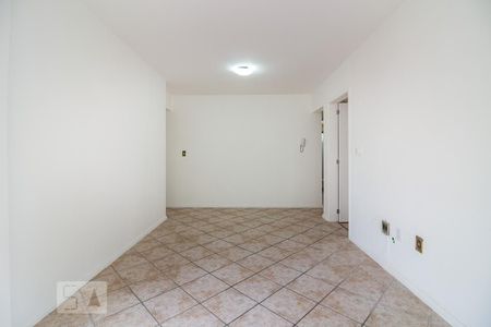 Sala/Quarto de kitnet/studio para alugar com 1 quarto, 35m² em Centro Histórico, Porto Alegre