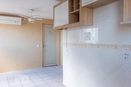 Cozinha de apartamento à venda com 2 quartos, 40m² em Estância Velha, Canoas