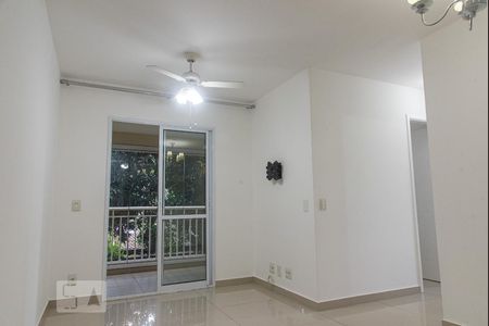 Sala de apartamento para alugar com 3 quartos, 65m² em Cambuci, São Paulo