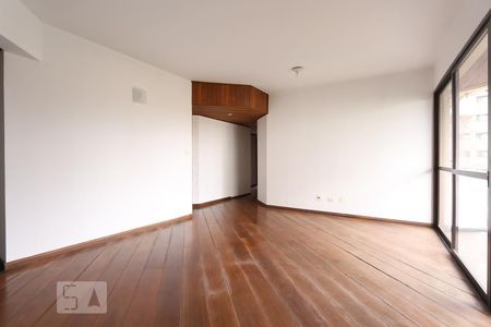 Sala de apartamento para alugar com 4 quartos, 140m² em Jardim Colombo, São Paulo