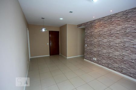 Sala de apartamento para alugar com 2 quartos, 72m² em Freguesia (jacarepaguá), Rio de Janeiro