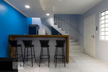 1o. Andar - Sala de apartamento para alugar com 1 quarto, 50m² em Vila São José, São Paulo