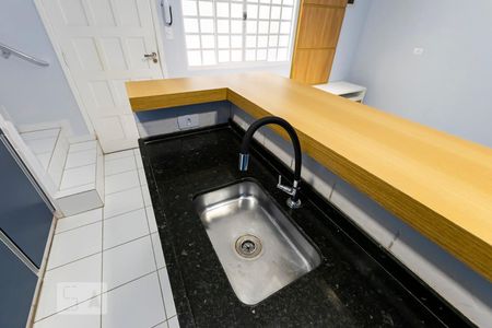 1o. Andar - Cozinha de apartamento para alugar com 1 quarto, 50m² em Vila São José, São Paulo