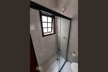 Suíte - Banheiro de apartamento para alugar com 1 quarto, 50m² em Vila São José, São Paulo