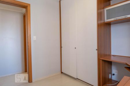 Quarto 1 de apartamento para alugar com 3 quartos, 80m² em Chora Menino, São Paulo