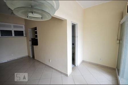 Sala de apartamento para alugar com 1 quarto, 34m² em Centro, Rio de Janeiro