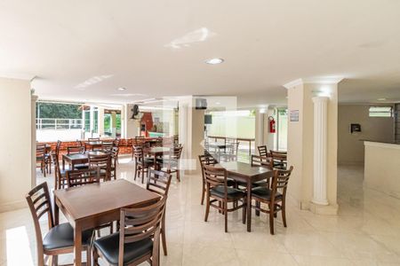 Apartamento à venda com 53m², 2 quartos e 1 vaga Apartamento à venda com 53m², 2 quartos e 1 vagaÁrea comum - Salão de festas