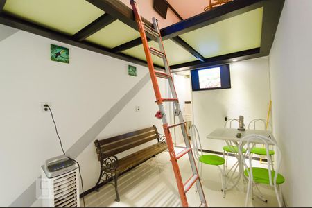 Apartamento para alugar com 300m², 3 quartos e sem vaga Apartamento para alugar com 300m², 3 quartos e sem vagaSuíte 2