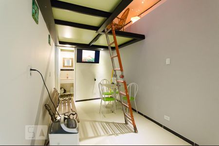 Apartamento para alugar com 300m², 3 quartos e sem vaga Apartamento para alugar com 300m², 3 quartos e sem vagaSuíte 2