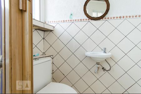Apartamento para alugar com 300m², 3 quartos e sem vaga Apartamento para alugar com 300m², 3 quartos e sem vagaBanheiro de Serviço