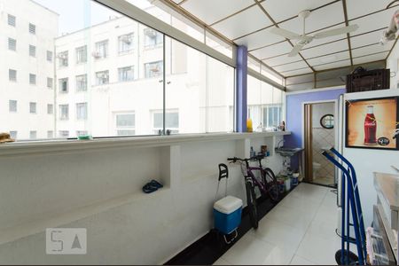 Apartamento para alugar com 300m², 3 quartos e sem vaga Apartamento para alugar com 300m², 3 quartos e sem vagaÁrea de Serviço 2
