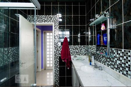 Apartamento para alugar com 300m², 3 quartos e sem vaga Apartamento para alugar com 300m², 3 quartos e sem vagaBanheiro