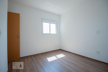 Quarto 1 de apartamento para alugar com 2 quartos, 54m² em Santa Maria, Santo André