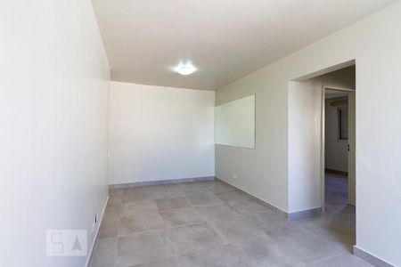 Sala de apartamento para alugar com 3 quartos, 65m² em Vila São Paulo, São Paulo