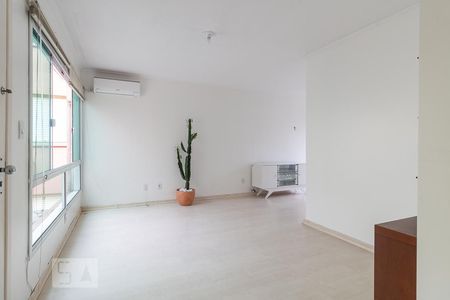 Sala de apartamento à venda com 2 quartos, 69m² em Jardim do Salso, Porto Alegre