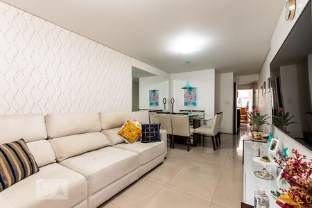 Sala de casa à venda com 3 quartos, 110m² em Jardim Santa Maria, São Paulo