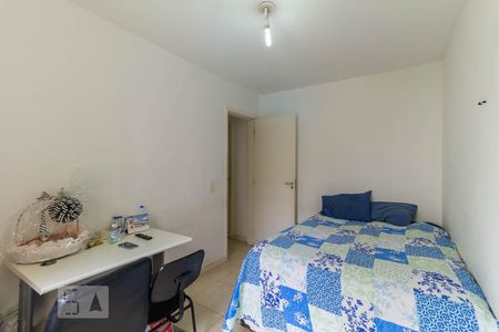 Quarto 1 de apartamento para alugar com 2 quartos, 60m² em Del Castilho, Rio de Janeiro