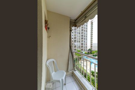 Varanda de apartamento para alugar com 2 quartos, 60m² em Del Castilho, Rio de Janeiro