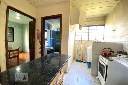 Cozinha e lavanderia de apartamento à venda com 2 quartos, 40m² em Canudos, Novo Hamburgo