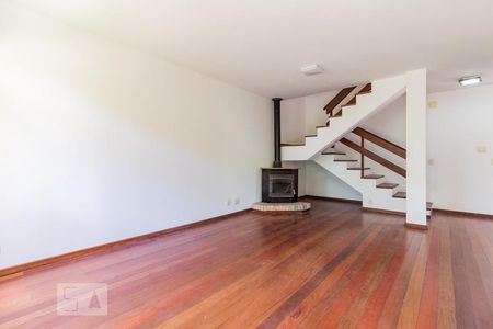 Sala de casa de condomínio à venda com 3 quartos, 220m² em Vila Nova, Porto Alegre