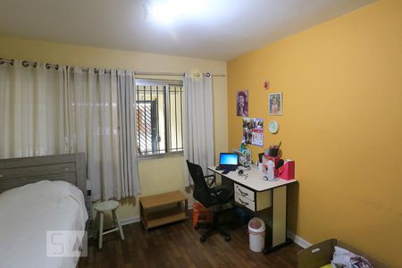 Sala de casa para alugar com 3 quartos, 125m² em Jardim Heliomar, São Paulo