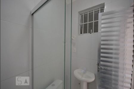 Banheiro de apartamento para alugar com 1 quarto, 35m² em Liberdade, São Paulo