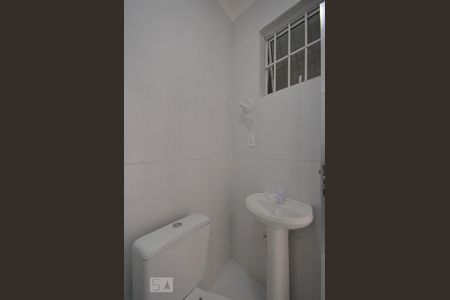 Banheiro de apartamento para alugar com 1 quarto, 35m² em Liberdade, São Paulo