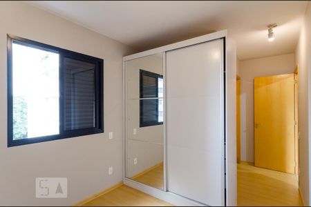 Suíte de apartamento para alugar com 1 quarto, 39m² em Parque Imperial, São Paulo