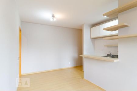 Sala de apartamento para alugar com 1 quarto, 39m² em Parque Imperial, São Paulo