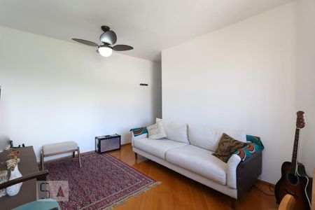 Sala de apartamento para alugar com 2 quartos, 51m² em Jardim Monte Kemel, São Paulo