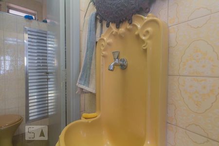 Lavabo de casa à venda com 3 quartos, 114m² em Jardim Umuarama, São Paulo