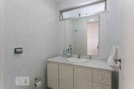 Lavabo de apartamento para alugar com 3 quartos, 121m² em Alto da Lapa, São Paulo