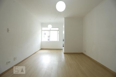 Studio para alugar com 34m², 1 quarto e sem vagaKitnet