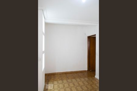 QUARTO de casa para alugar com 1 quarto, 60m² em Parque Sao Domingos, São Paulo